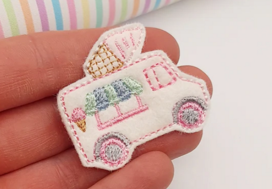 Ice cream van feltie in 2 sizes | Digital Embroidery File