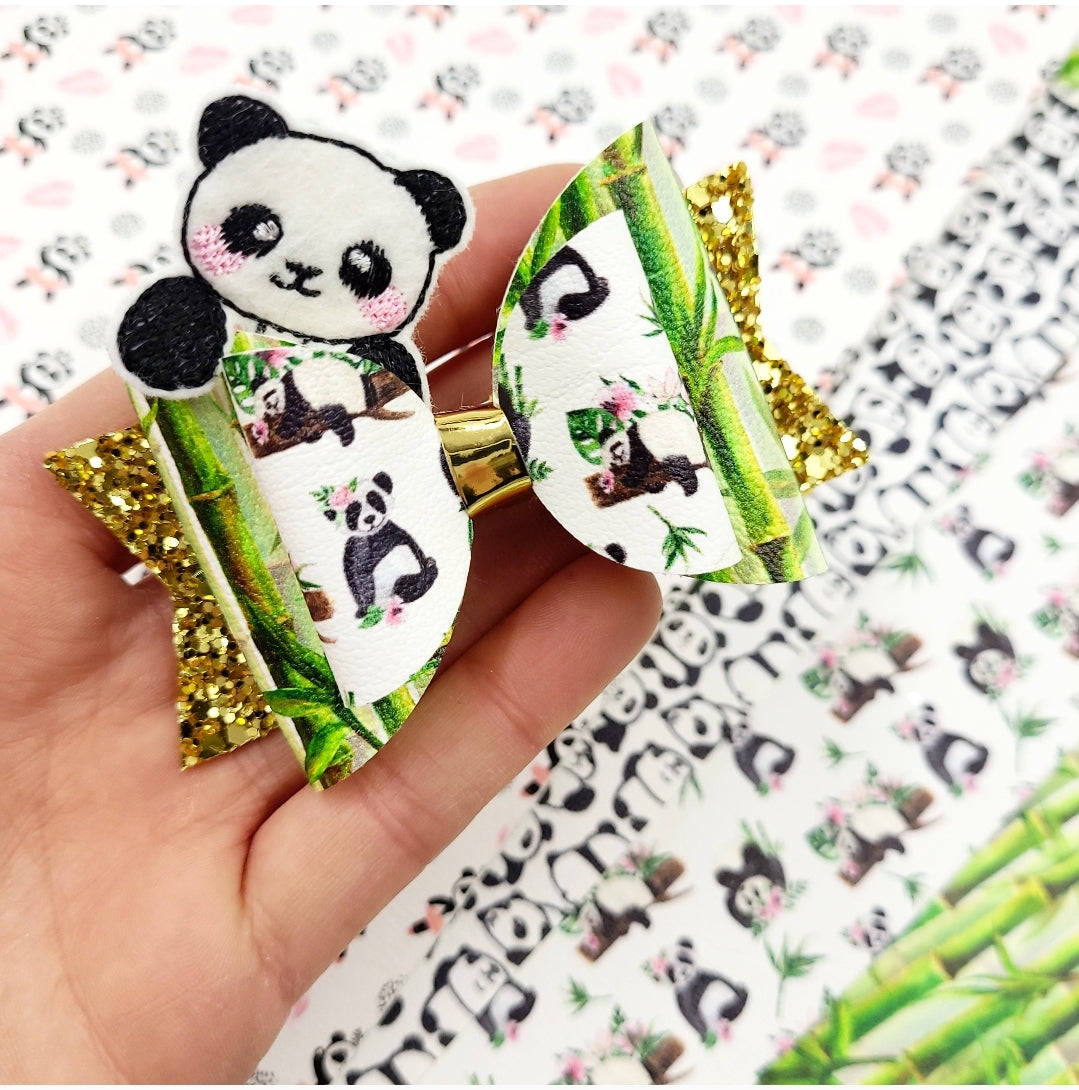 Panda Peeka-Boo Loopy Loop