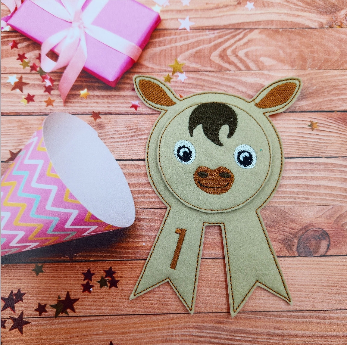 Animal Birthday Make Your Own Badge Kit