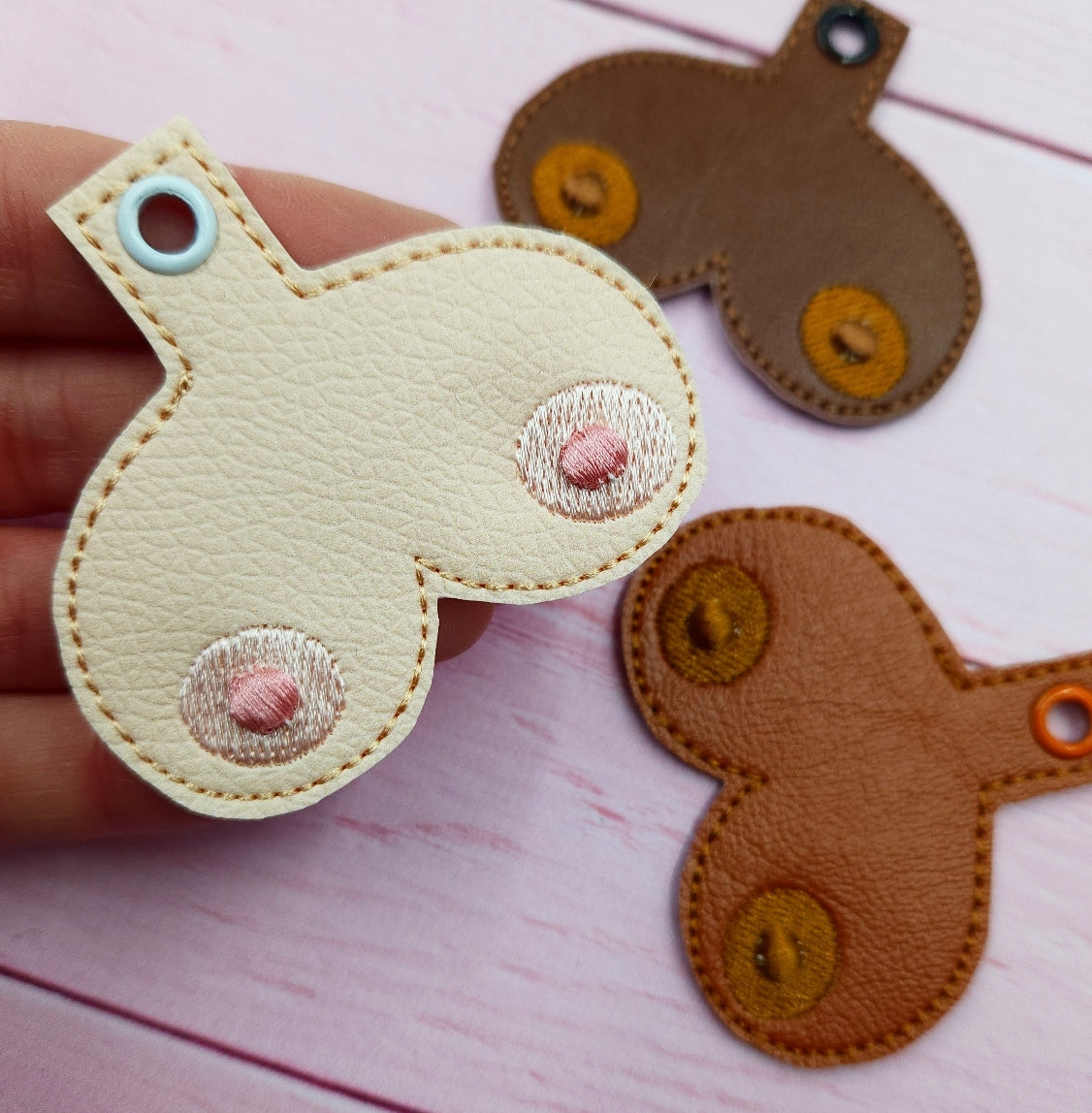 Boobie Keyring (with 3D nips!)