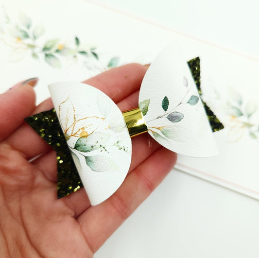 Green Leaves Border Leatherette Fabric Roll