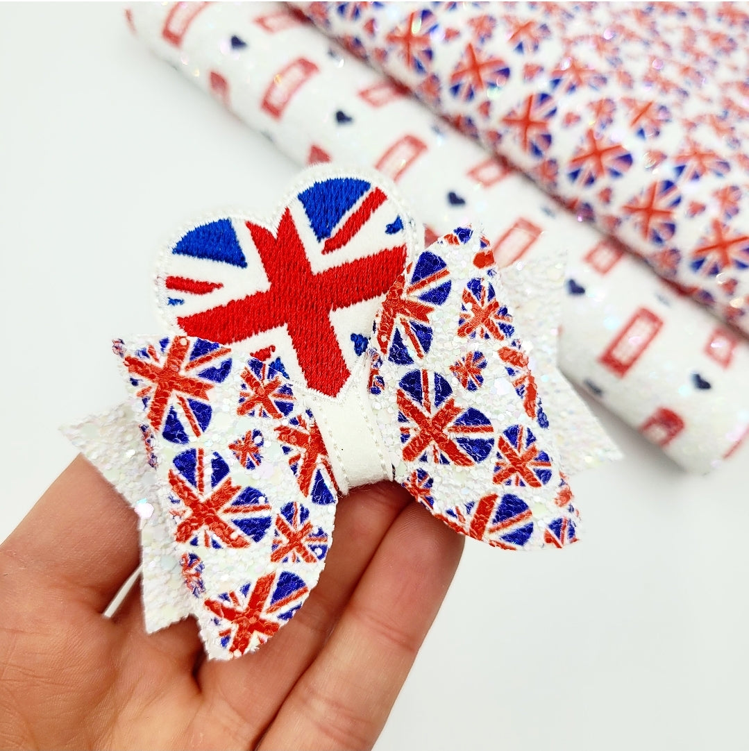 I Love the UK Bow Peeker