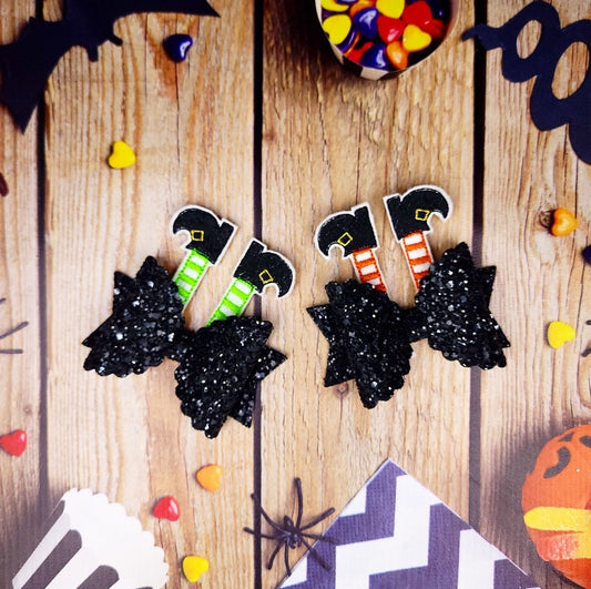 Witch Sock Bow Peekers