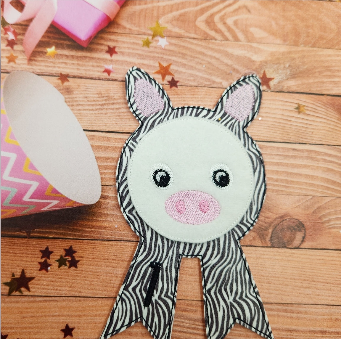 Animal Birthday Make Your Own Badge Kit